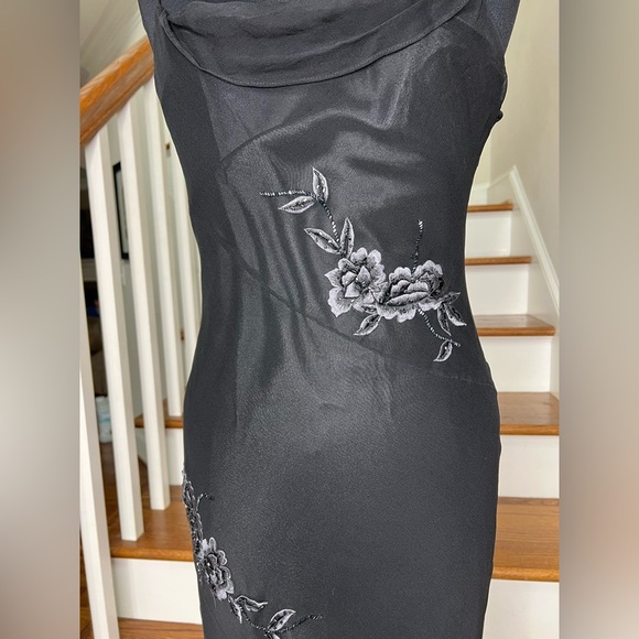 White House Black Market Black Silk Beaded Floral Gown — Size 4 flawed - Picture 2 of 9